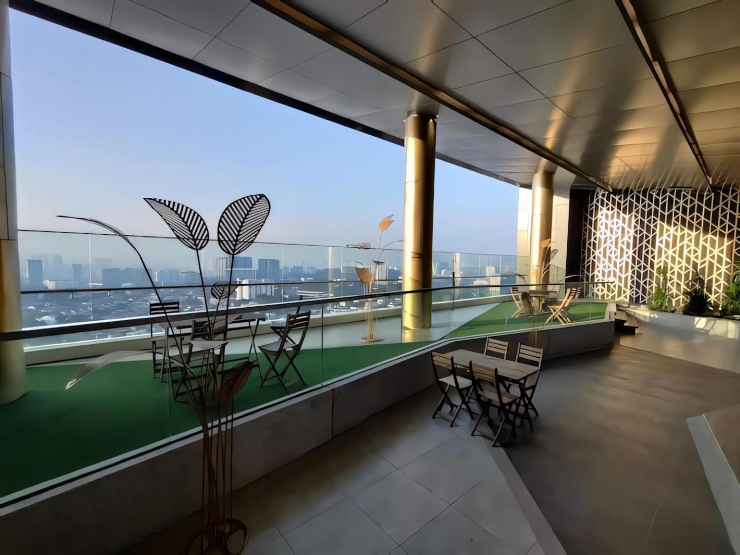 Pinnacle Sri Petaling * Kuala Lumpur